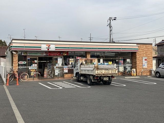 コンビニ　セブンイレブン　名古屋宿跡町１丁目店（コンビニ）まで568m