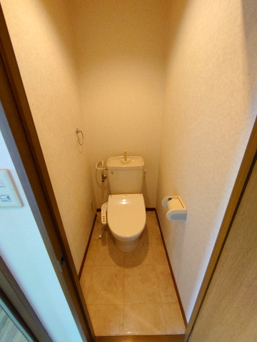 トイレ　ウォシュレット新設