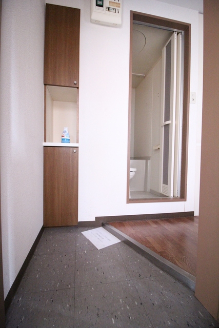 玄関　玄関から見たお部屋です☆