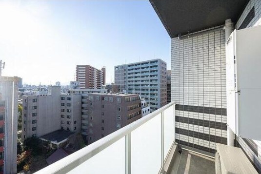 バルコニー　※別部屋の写真です。