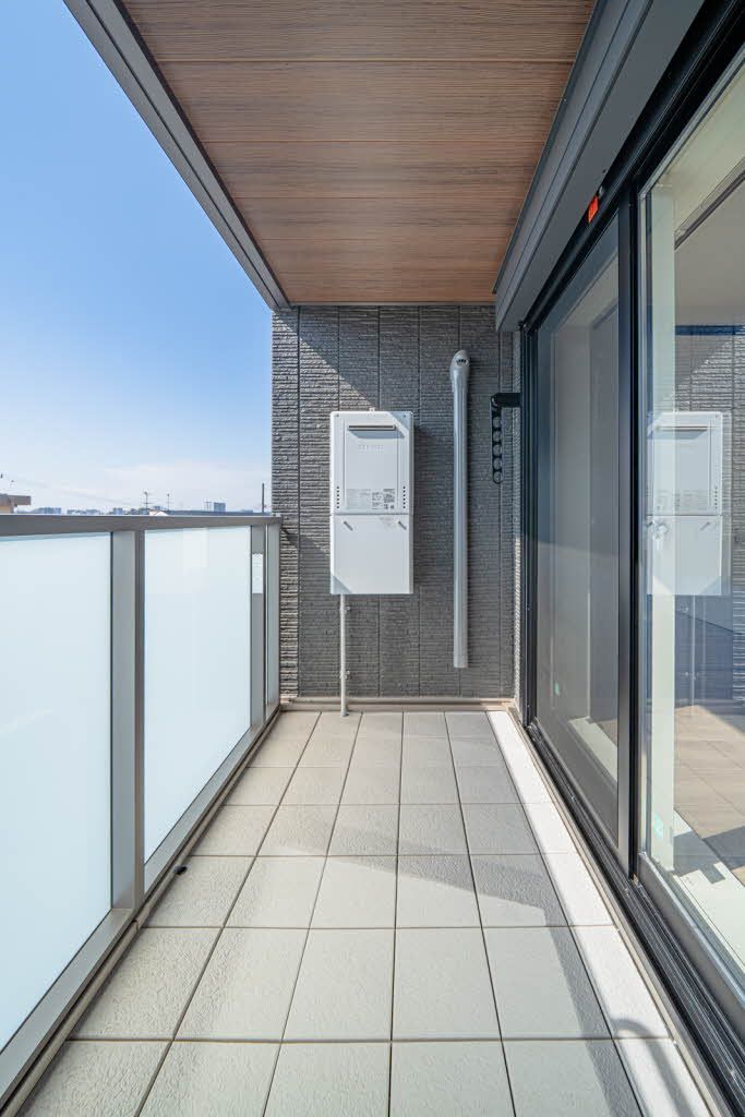 バルコニー　バルコニー