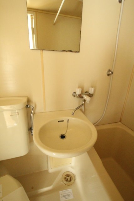 洗面設備　※同建物・別物件の写真です