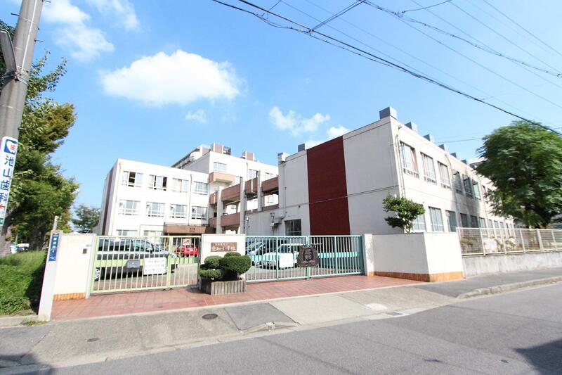 小学校　名古屋市立愛知小学校（小学校）まで312m