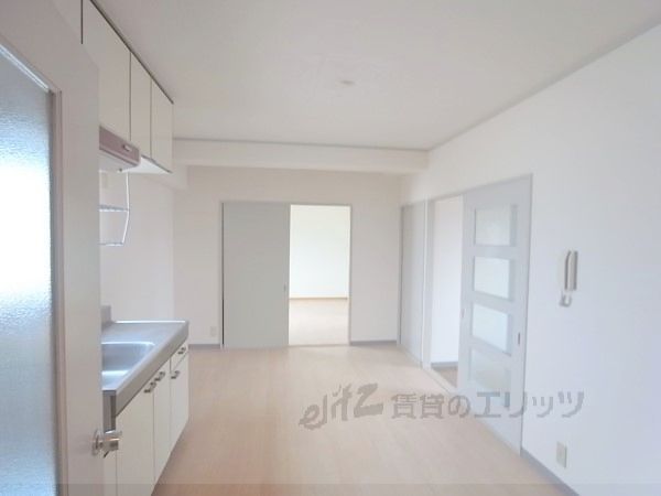 居室・リビング　リビング