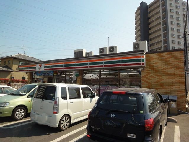 コンビニ　セブンイレブン（コンビニ）まで150m