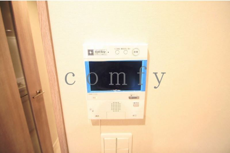 セキュリティ　モニター付きインターホン