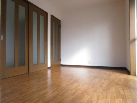 居室・リビング　※写真は他号室です