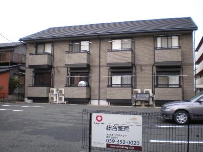 建物外観　※同型タイプ