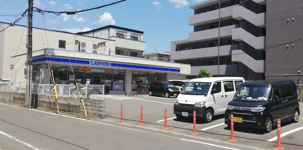 コンビニ　ローソン　深草西浦店（コンビニ）まで304m