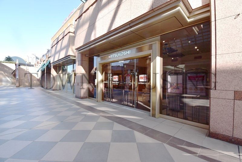 ショッピングセンター　恵比寿三越（ショッピングセンター）まで900m