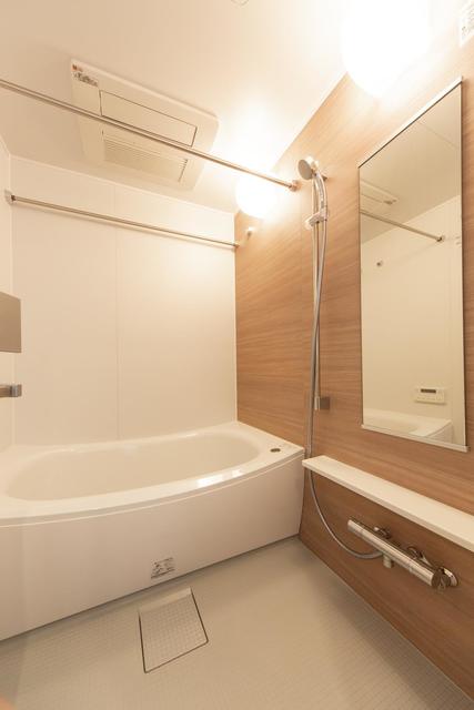 バス・シャワールーム　別部屋参考写真