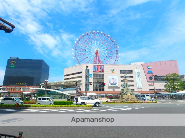 ショッピングセンター　アミュプラザ鹿児島（ショッピングセンター）まで428m