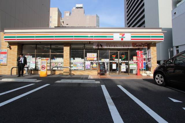 コンビニ　セブンイレブン 名古屋錦2長者町通店（コンビニ）まで70m
