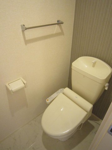 トイレ　ゆったりとした空間のトイレです