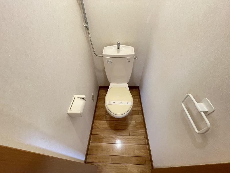 トイレ　トイレ