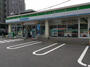 コンビニ　ファミリーマート小池町（コンビニ）まで293m