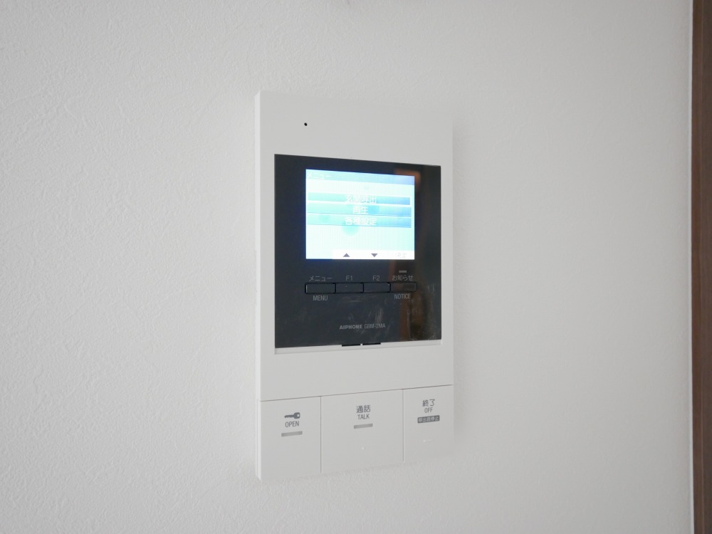 セキュリティ　鍵不要で解除できる顔認証システムでオートロックも顔パスです！