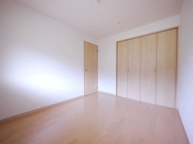 その他部屋・スペース　★明るく寝室として使える5.5帖★
