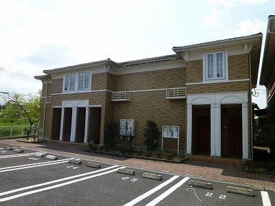 ライブリーフィールドIIIの建物外観