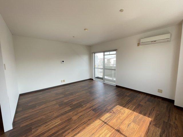 居室・リビング　ゆったり過ごせるリビングです