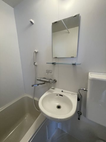 洗面設備　忙しい朝には欠かせない洗面所です