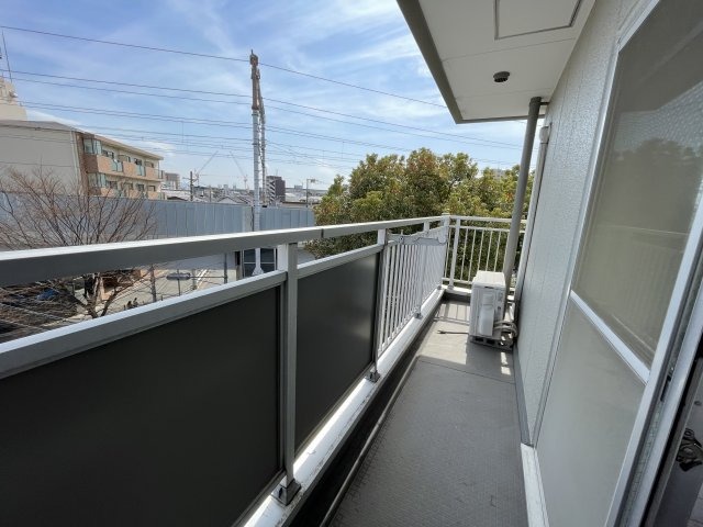 バルコニー　広々としたバルコニーです