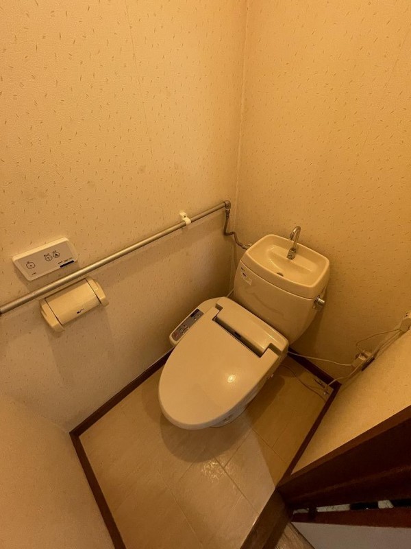 トイレ　トイレ