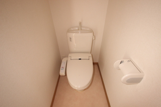 トイレ　※別部屋の写真です