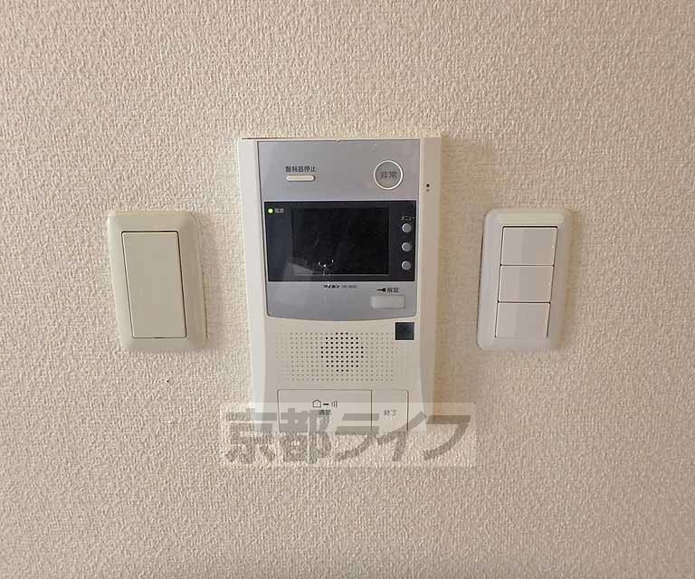 セキュリティ　安心できるテレビホンつきです