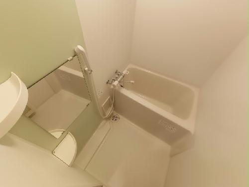 バス・シャワールーム　浴槽スペースです。