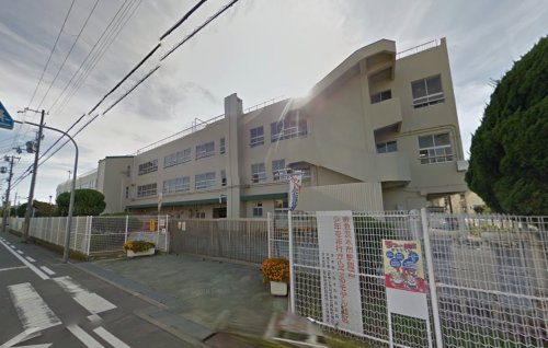 小学校　茨木市立大池小学校（小学校）まで506m
