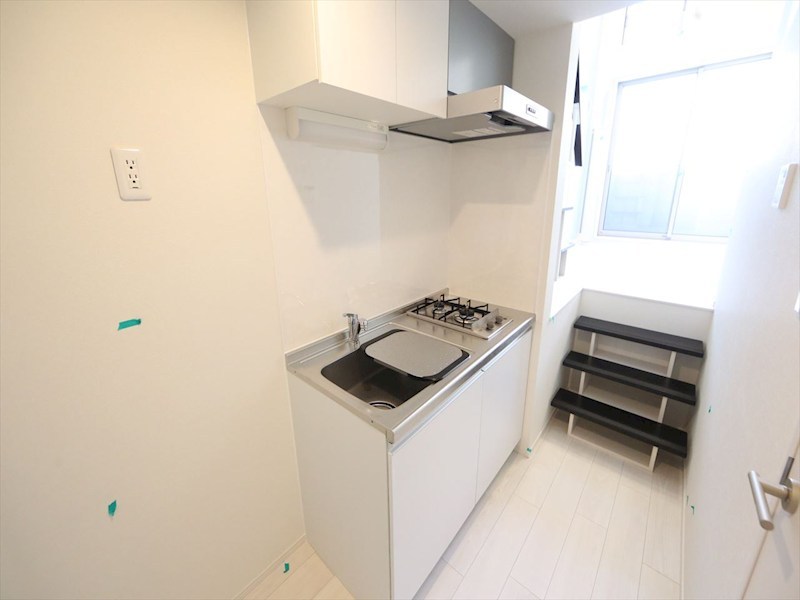 キッチン　システムキッチン（ガス2口コンロ付）