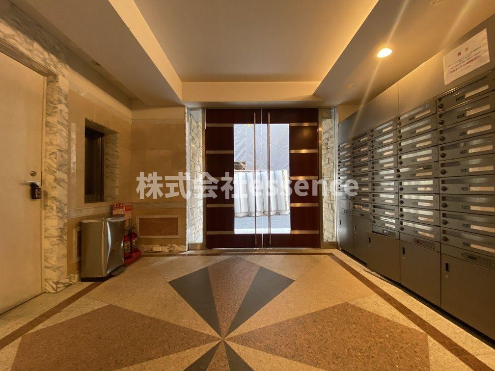 ロビー　弊社ではオンライン対応・現地対応可能です♪