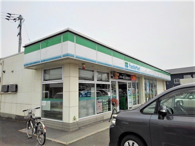 その他　ファミリーマート三野町店まで1200m