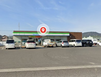 コンビニ　ファミリーマート 三野町大見店（コンビニ）まで1253m