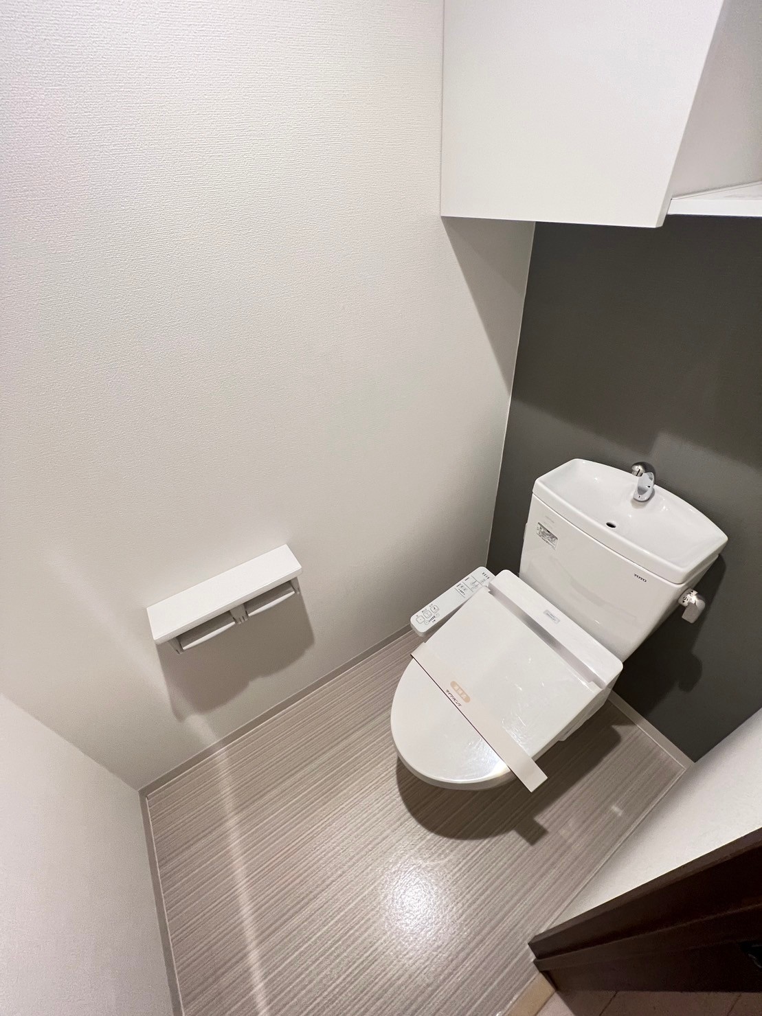 トイレ　※他の部屋参考写真