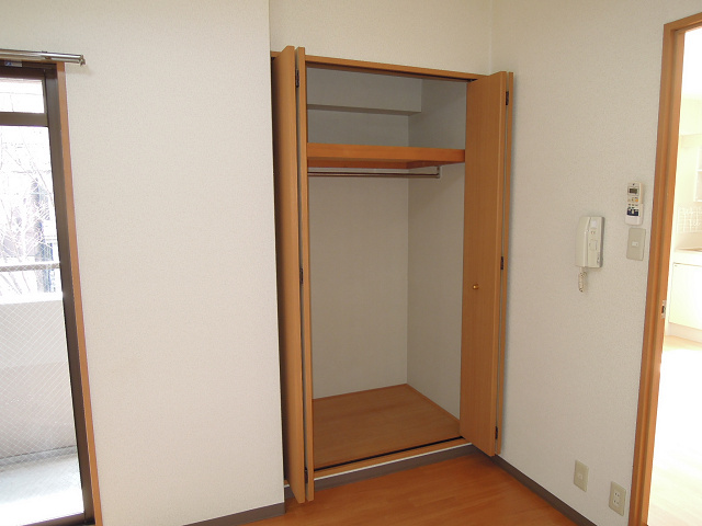 収納　クローゼット