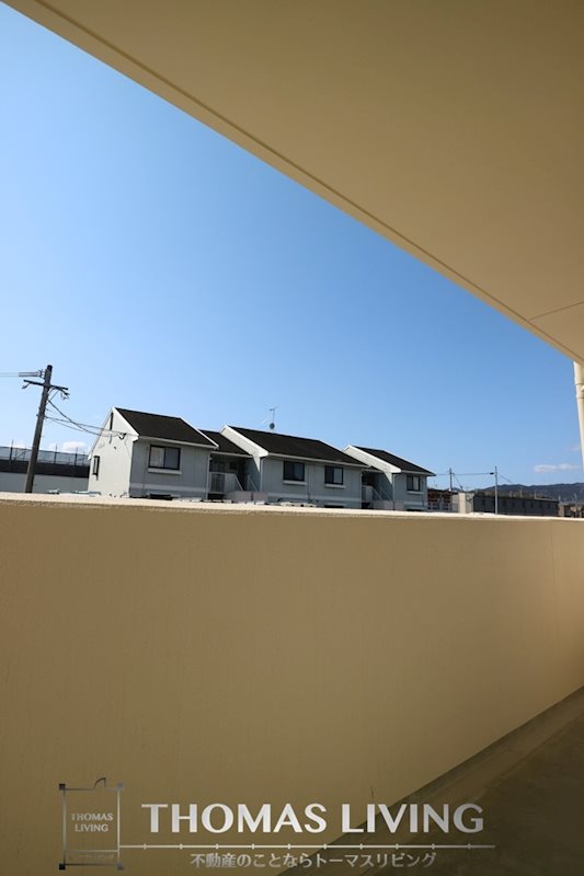 バルコニー　建設中の為、これから仕切りなどが付きます。