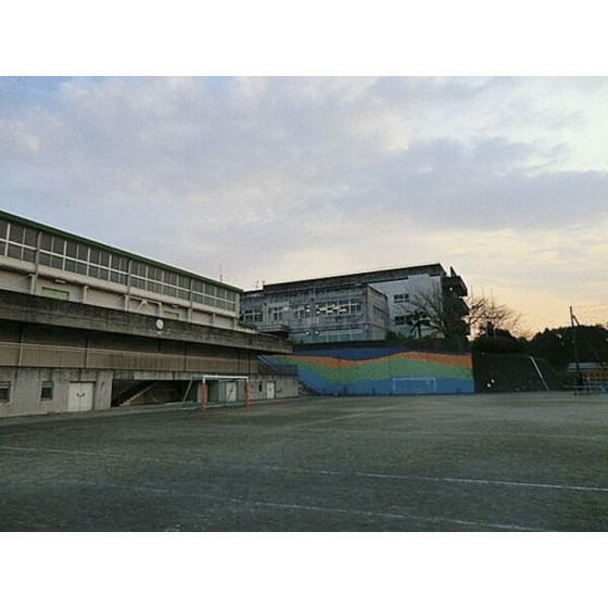 小学校　横浜市立南舞岡小学校（小学校）まで386m