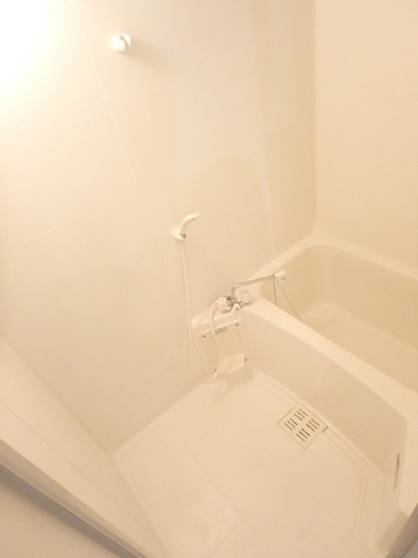 バス・シャワールーム　図面と現状に相違がある場合には現状を優先