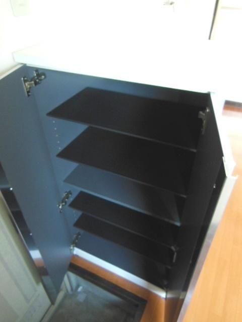 玄関　☆履かない靴はしっかりと整頓☆