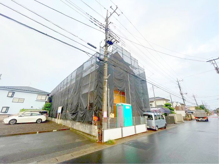 建物外観　建築中