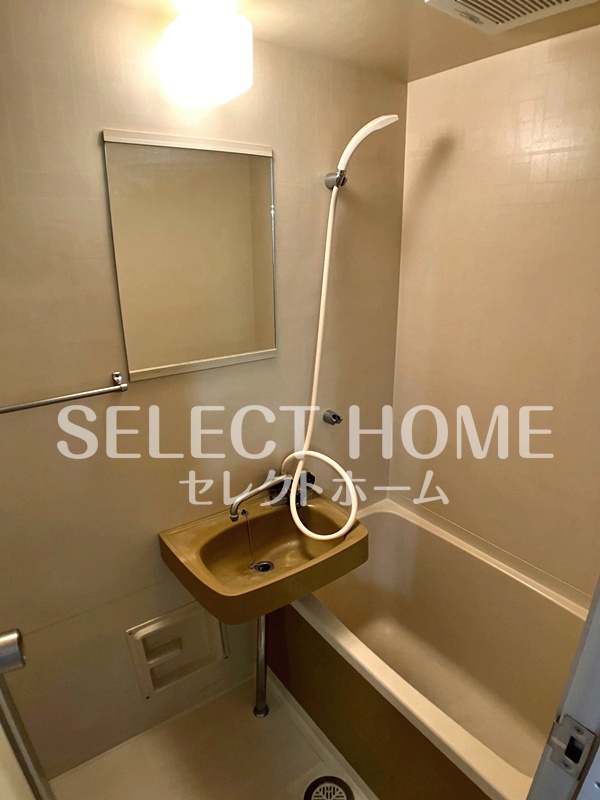 バス・シャワールーム　きれいなお風呂です 同型タイプ