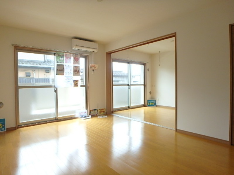 居室・リビング　図面と現状に相違がある場合には現状を優先