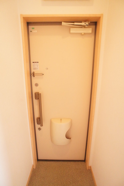 玄関　すっきりシンプルな玄関スペースです！