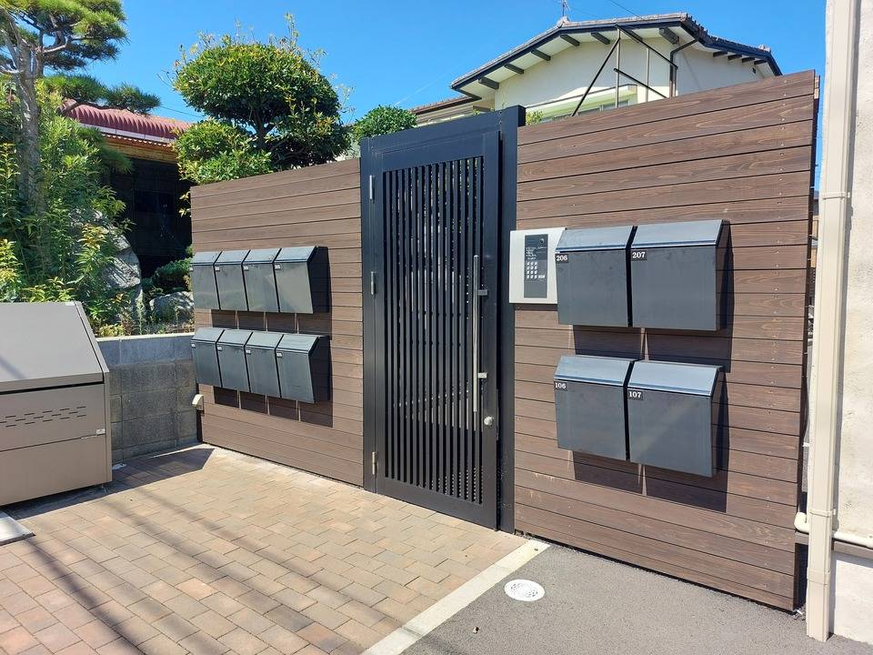 エントランス　メールBOX