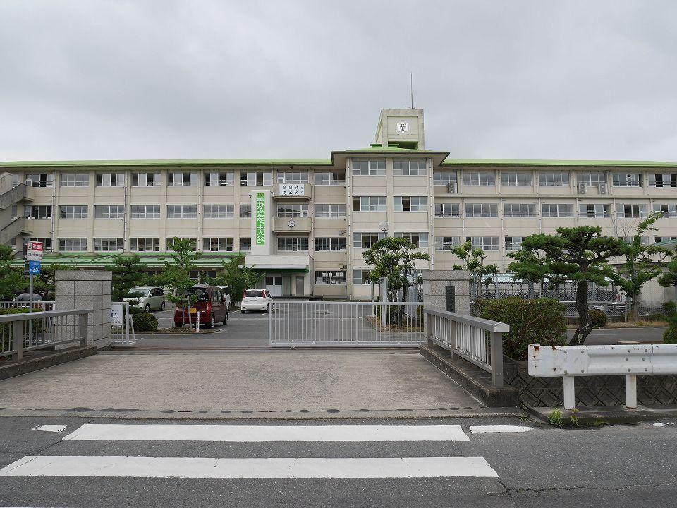 中学校　江北中学校（中学校）まで2250m
