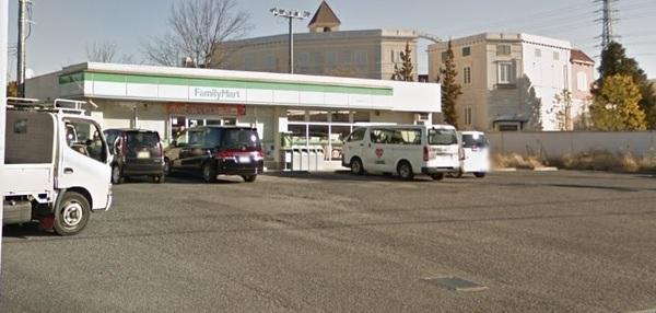 コンビニ　ファミリーマートさいたま宮前町店（コンビニ）まで534m
