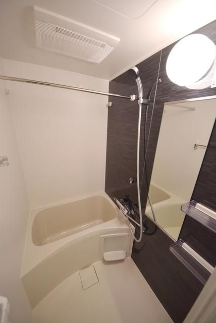 バス・シャワールーム　★★バス・トイレ別★★