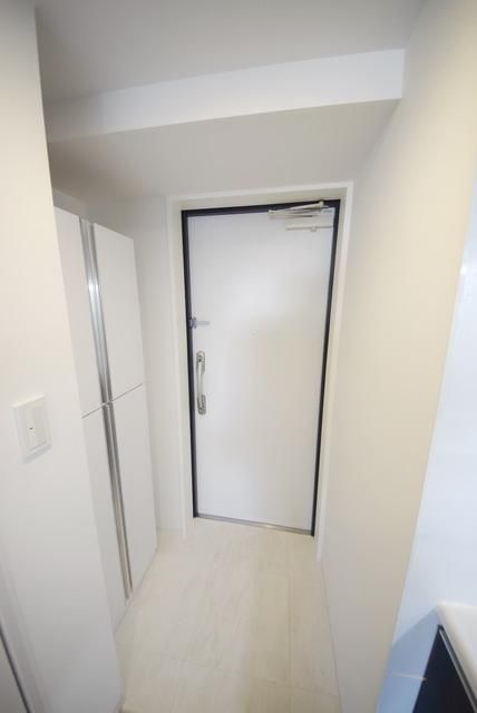 玄関　★★下駄箱付★★